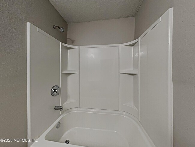 Building Photo - 12601 Itani Ct