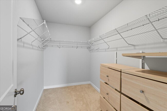 Building Photo - 2030 Main St NW