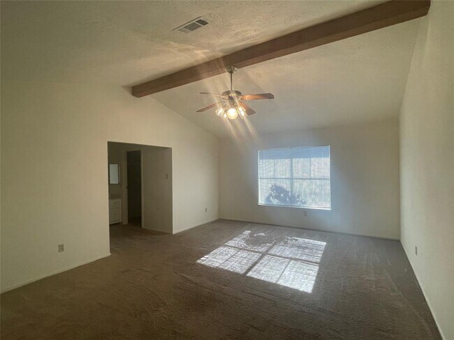 Building Photo - 16502 Lonesome Quail Dr