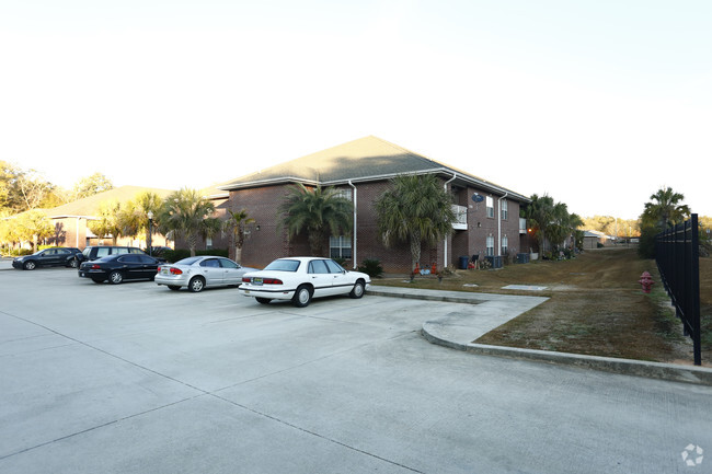 Building Photo - Sandlewood Manor Apartments