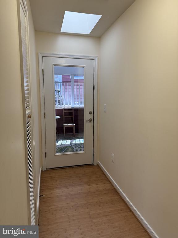 Building Photo - 130 Spring Wood Dr