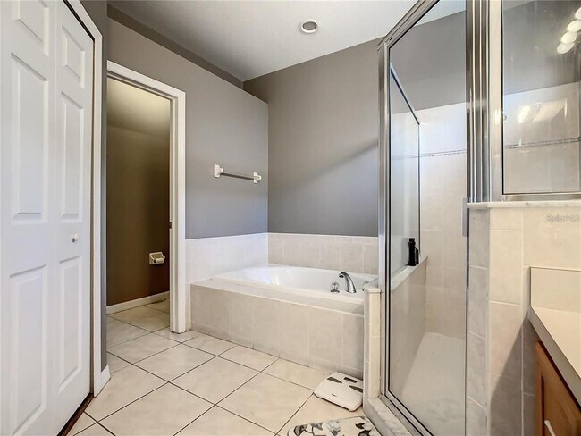 Building Photo - 6111 Gannetside Pl