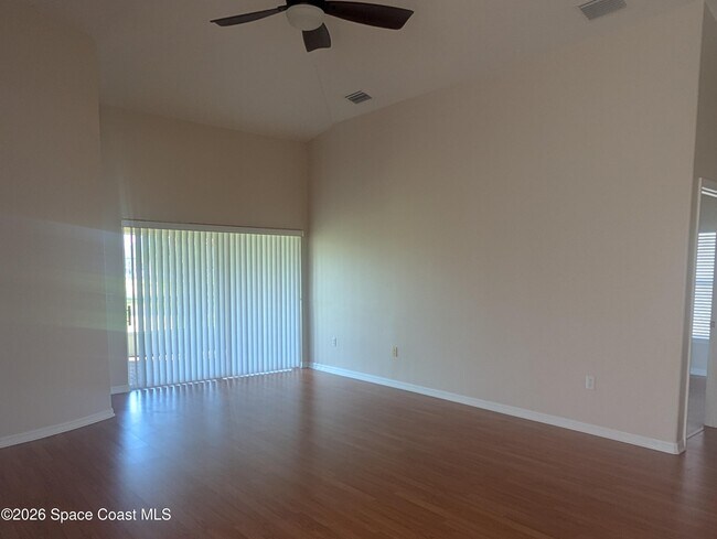 Building Photo - 2877 Mondavi Dr