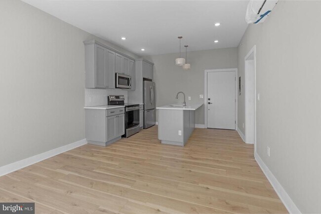 Building Photo - 1935 N 2nd St