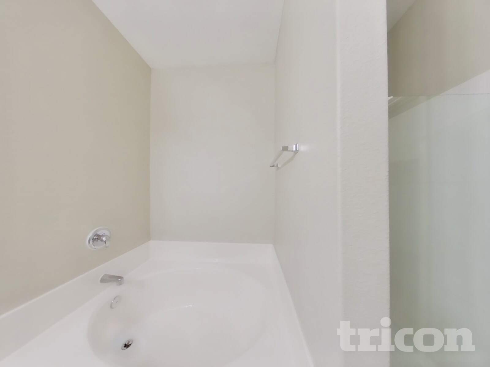 Building Photo - 1502 Tulip Ln