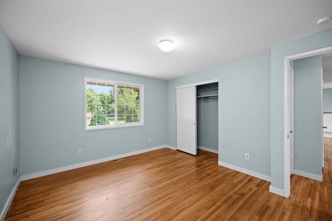 Building Photo - 4 Bedroom Northeast Spokane Home - Availab...