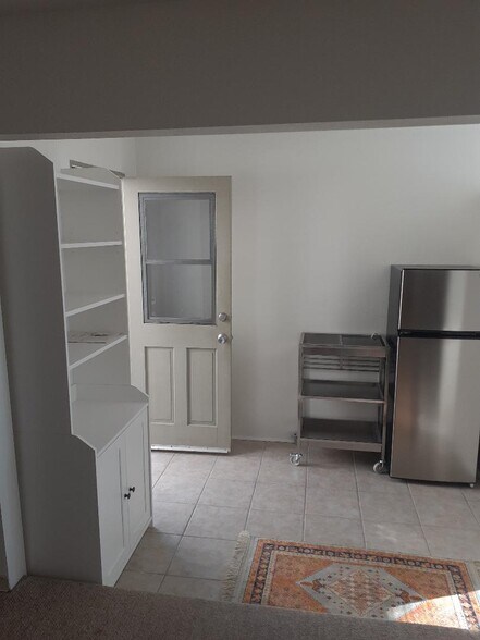 Building Photo - 3129 Quimby St