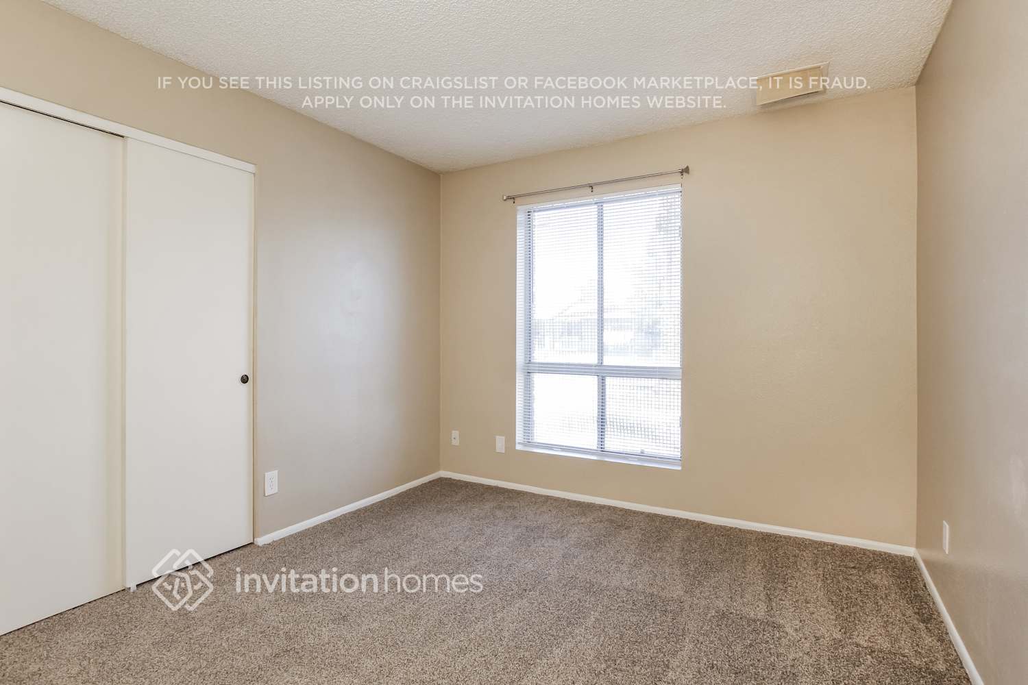 Building Photo - 7525 W Pinchot Ave