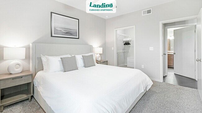 Building Photo - 7938 City Base Landing