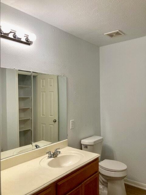 Building Photo - 1515 Thornhollow Dr