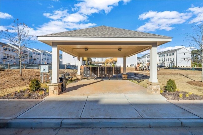 Building Photo - 5772 Schelton Pl