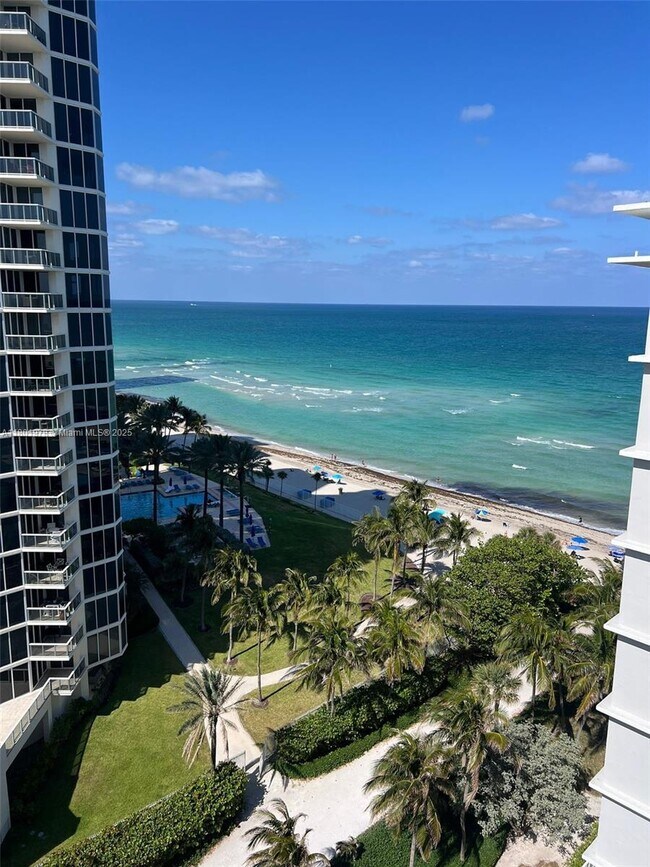 Building Photo - 19201 Collins Ave