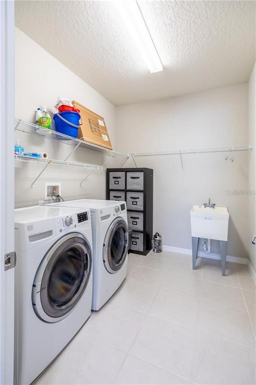 Building Photo - 2732 Matera Dr