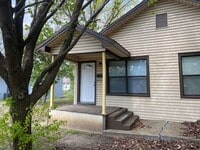 Building Photo - 809-811 E. Cherry St.