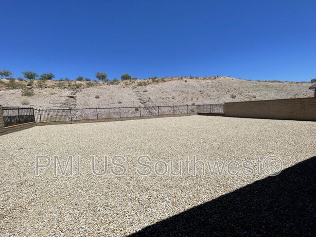 Building Photo - 3263 Secret Pass Canyon Dr