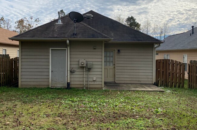 Building Photo - Home for rent in Pell City! Available to view!!!!