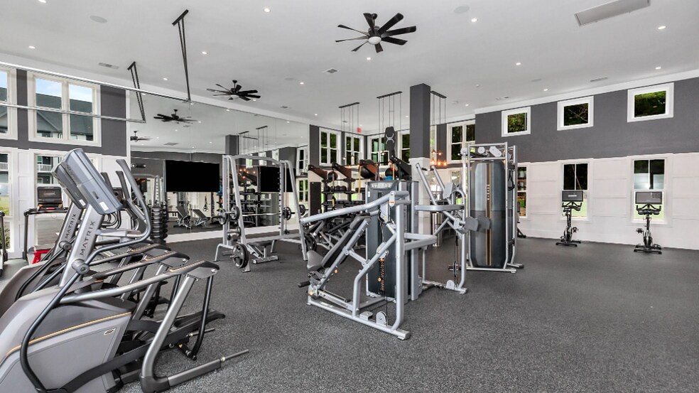 Building Photo - 393 Johns Rd NW