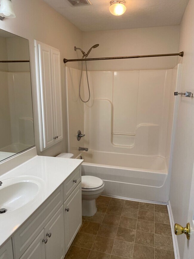 Building Photo - 441 Flowing Creek Dr