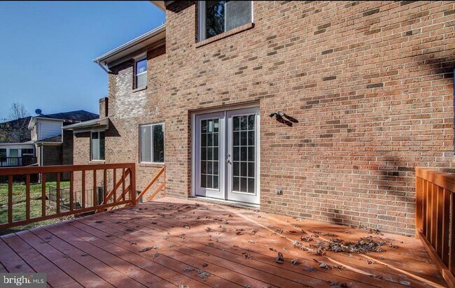 Building Photo - 11904 Aten St