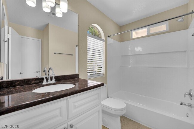 Building Photo - 756 Charwood Cir