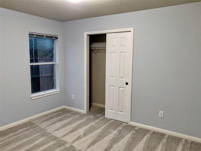 Building Photo - 4428 Bent Path