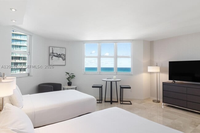 Building Photo - 17375 Collins Ave