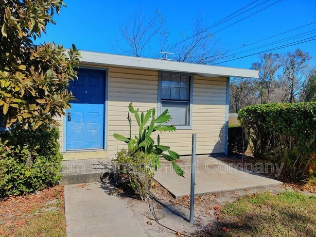 Building Photo - 1295 N Holland Pkwy