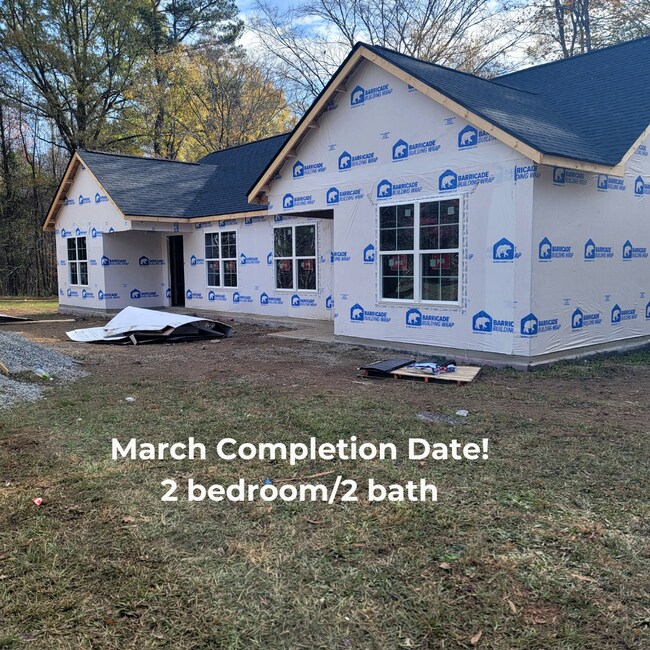 Building Photo - 411 S Chavis St