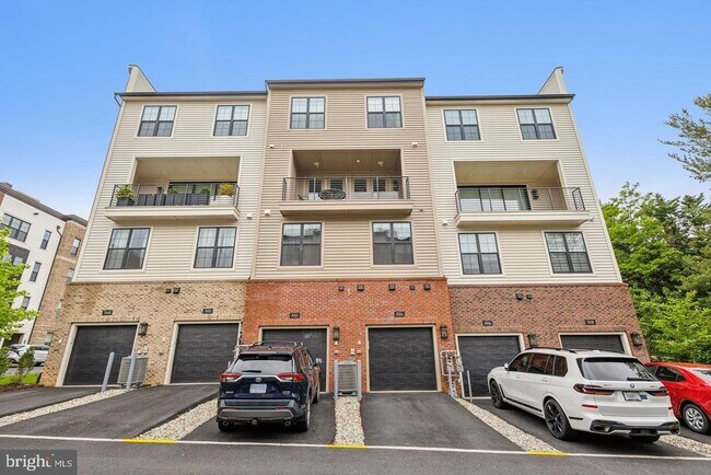 Building Photo - 7454 Backett Wood Ter
