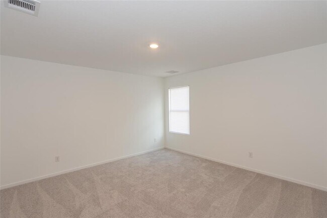 Building Photo - 153 Star Packer Ln
