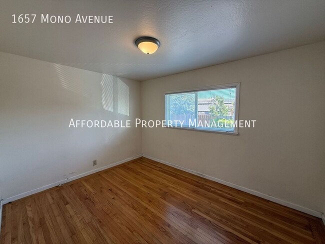 Building Photo - 1657 Mono Ave