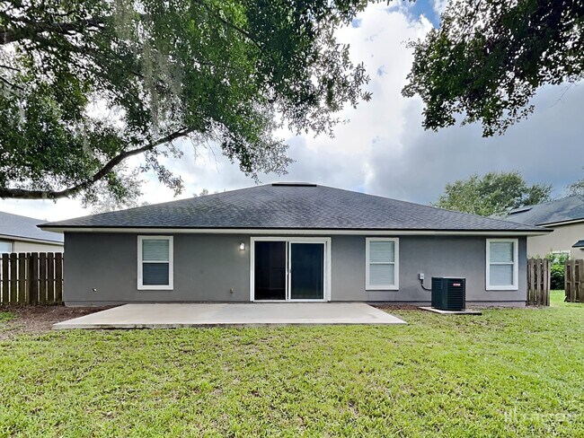 Building Photo - 87535 Creekside Dr