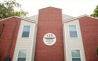 Building Photo - 415 Fry St