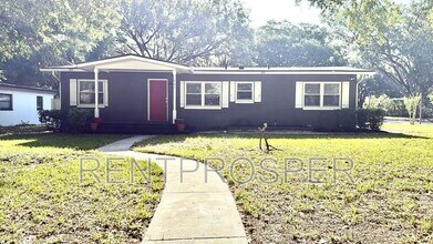 Building Photo - 207 James Dr