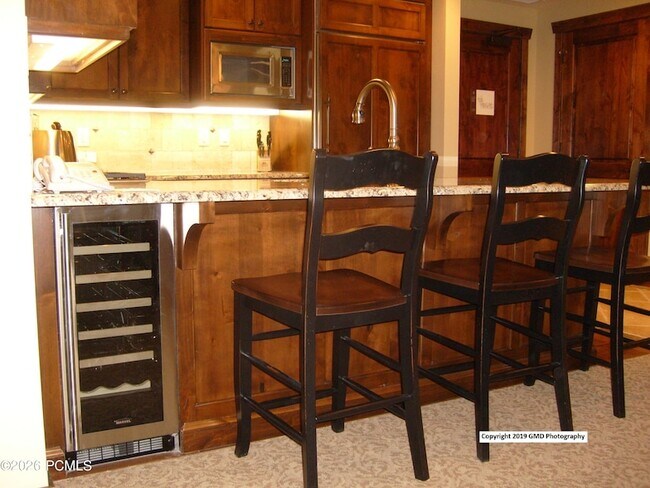 Building Photo - 3551 N Escala Ct