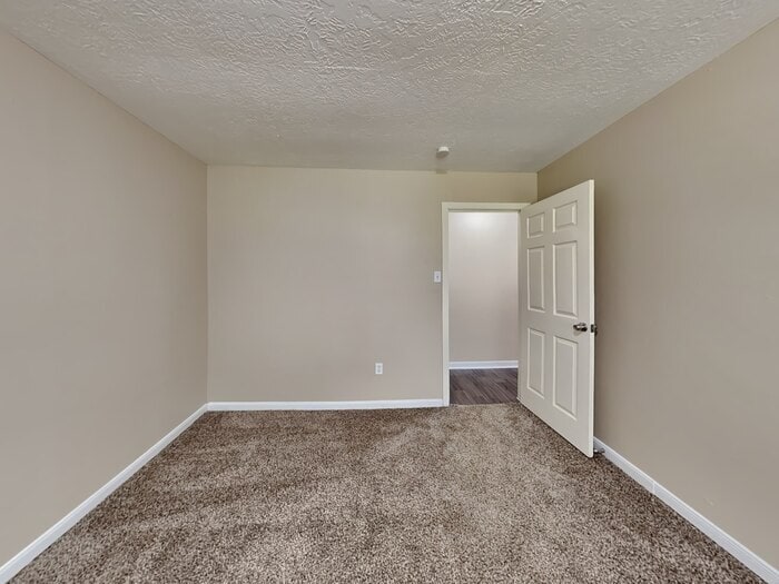 Building Photo - 407 Harold Ln