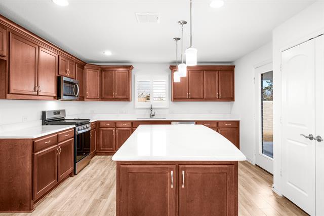 Building Photo - 101 Long Pines Dr