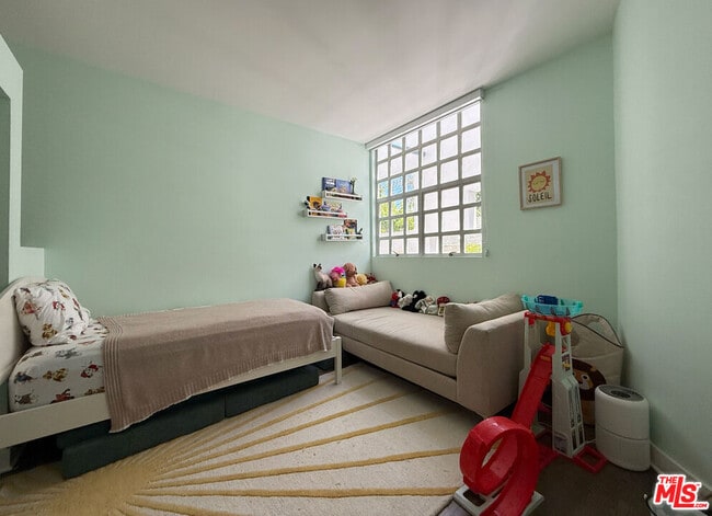 Building Photo - 2336 28th St