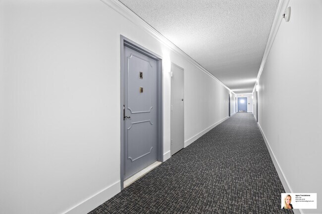 Building Photo - 137 Golden Isles Dr
