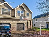 Building Photo - 3174 NE 13th Pl