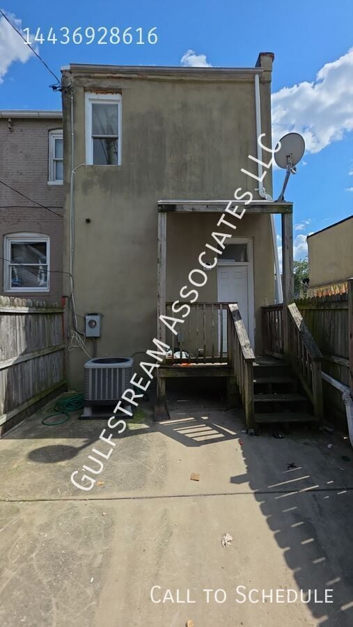 Building Photo - 2426 Jefferson St