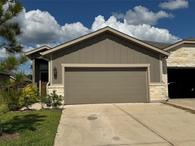 Primary Photo - 9906 Grosbeak Ln