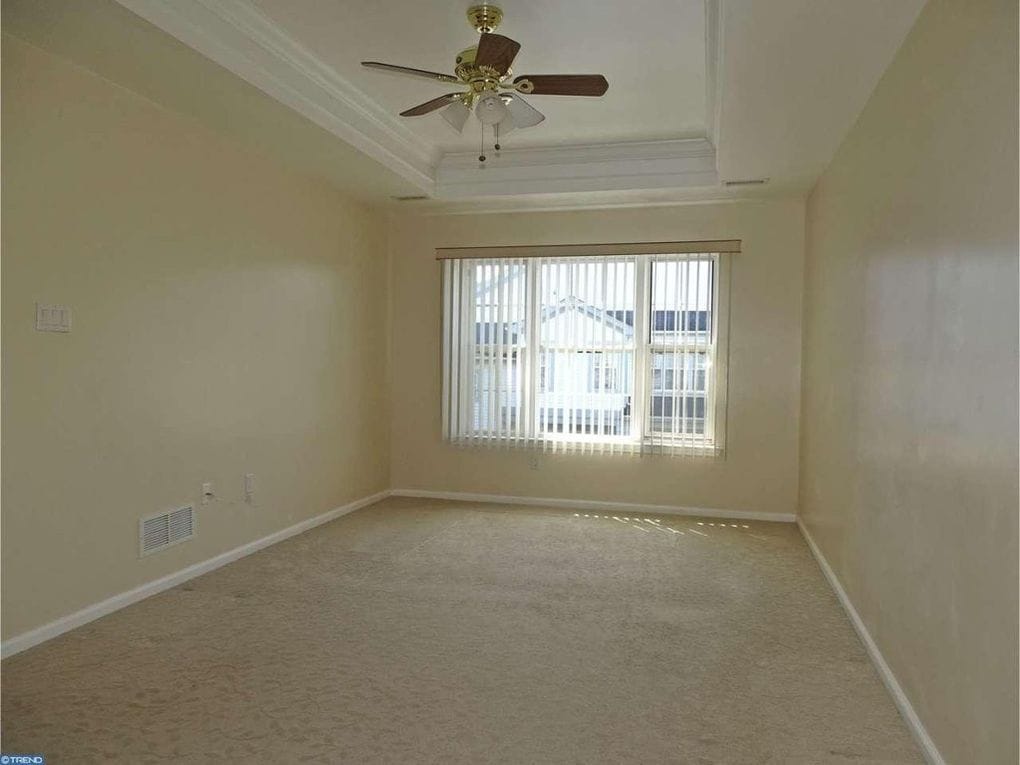 Building Photo - 202 Red Maple Ct