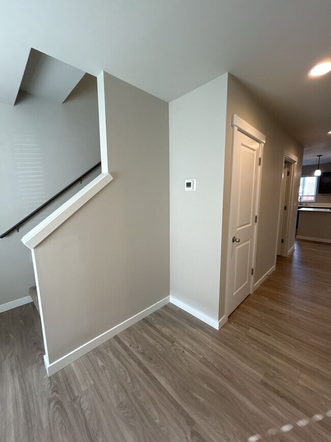 Building Photo - Newly Built 4bd 2.5ba in LSSD