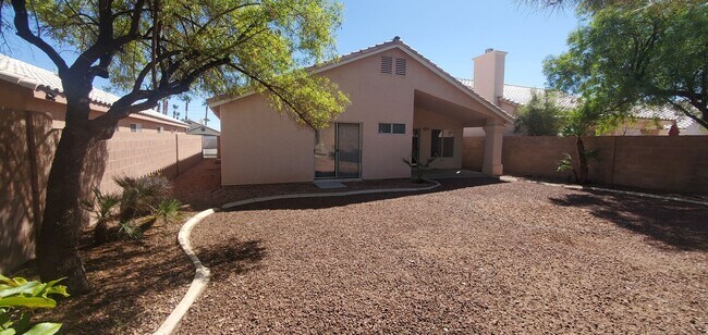 Building Photo - 1805 Quail Point Ct