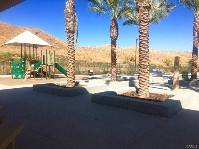 Building Photo - 34212 Woodmont