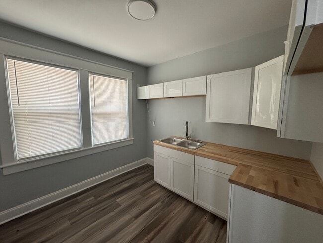 Building Photo - 9 N Colorado Ave