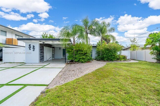 Building Photo - 2430 Key Largo Ln