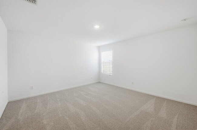 Building Photo - 3928 Pontchartrain Pkwy