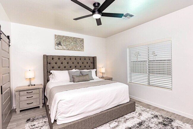 Building Photo - 3611 Breakwater Dr